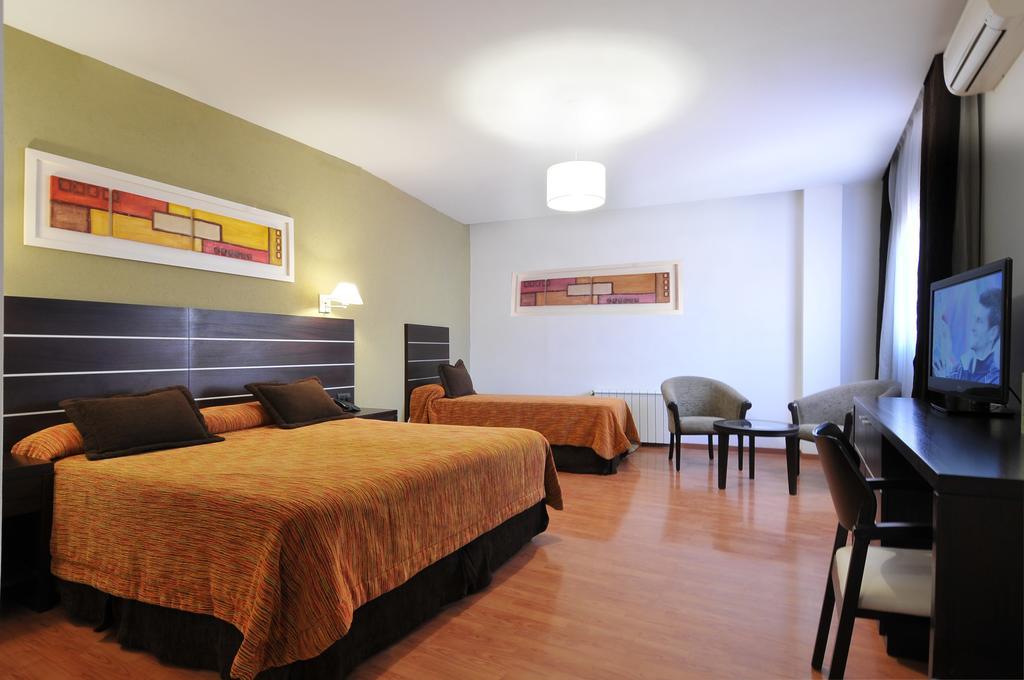 Los Sauces Hotel & Spa Villa Carlos Paz Exterior photo
